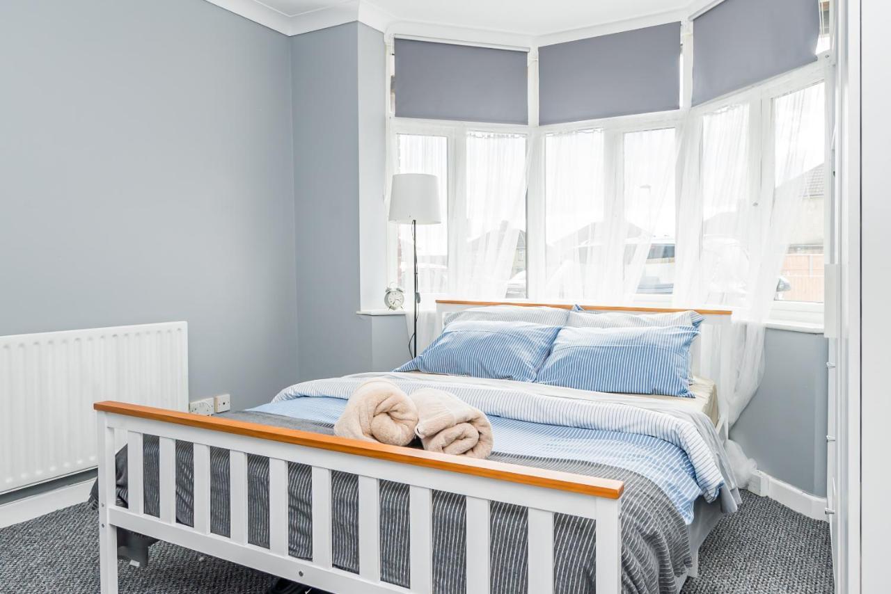 Shirley House 2, Self Catering Guest House, Self Check In, Smart Locks, 10 Min Walk To Southampton General, Aspire And Princess Anne Hospitals, Access To Fully Equipped Kitchen, Excellent Transport Links, Ideal For Longer Stays And Hospital Shifts Екстериор снимка